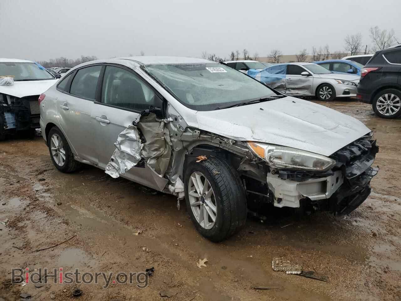 2017 FORD FOCUS - VIN: 1FADP3F2XHL342420 - Фото 4