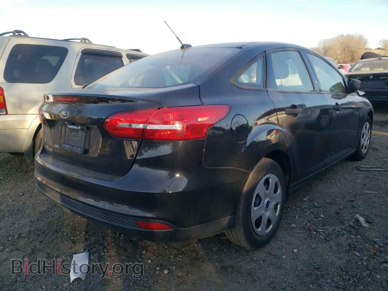2017 FORD FOCUS - VIN: 1FADP3E27HL202598 - Photo 4