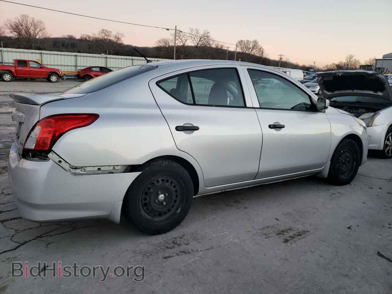 2016 NISSAN VERSA - VIN: 3N1CN7AP7GL831773 - Фото 3