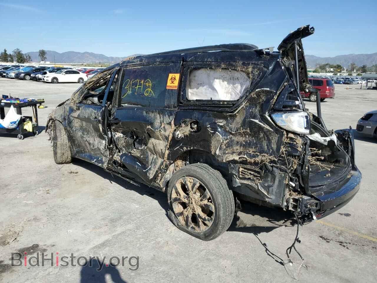 2019 CHRYSLER PACIFICA - VIN: 2C4RC1GG8KR525906 - Photo 2