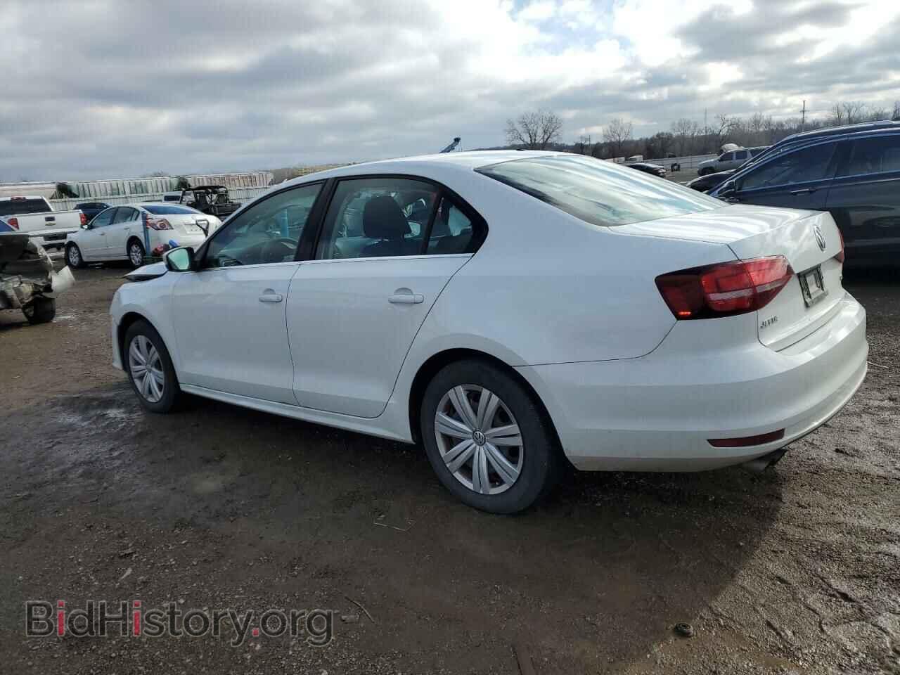 2017 VOLKSWAGEN JETTA - VIN: 3VW2B7AJ1HM257032 - Фото 2