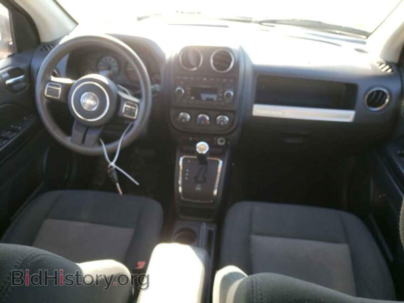 2014 Jeep COMPASS (VIN 1C4NJDBB6ED623471) — фото 8 из 12