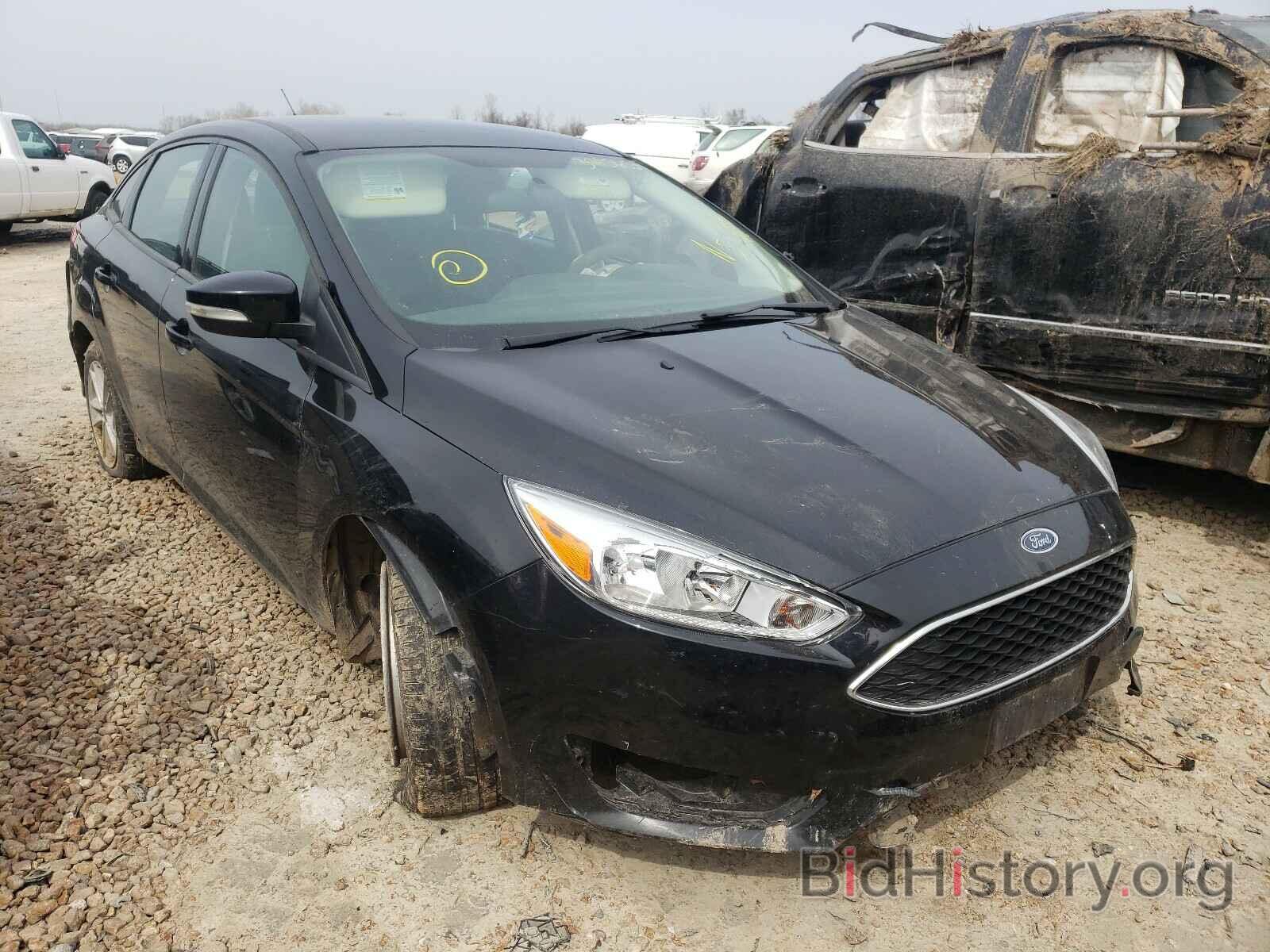 Photo 1FADP3F28HL254353 - FORD FOCUS 2017