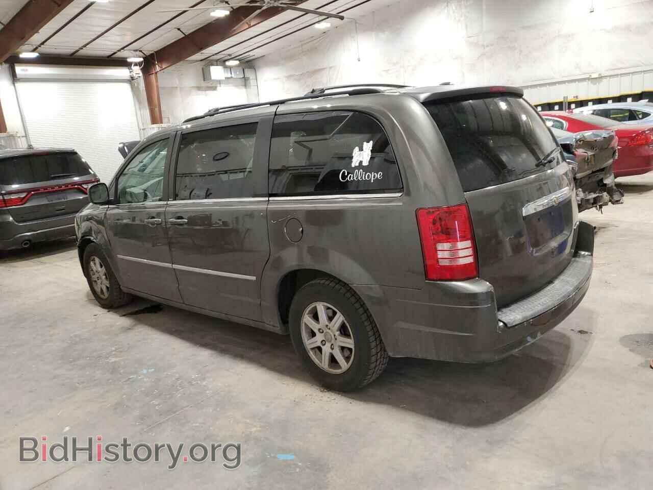 2010 CHRYSLER MINIVAN - VIN: 2A4RR5D1XAR376557 - Фото 2