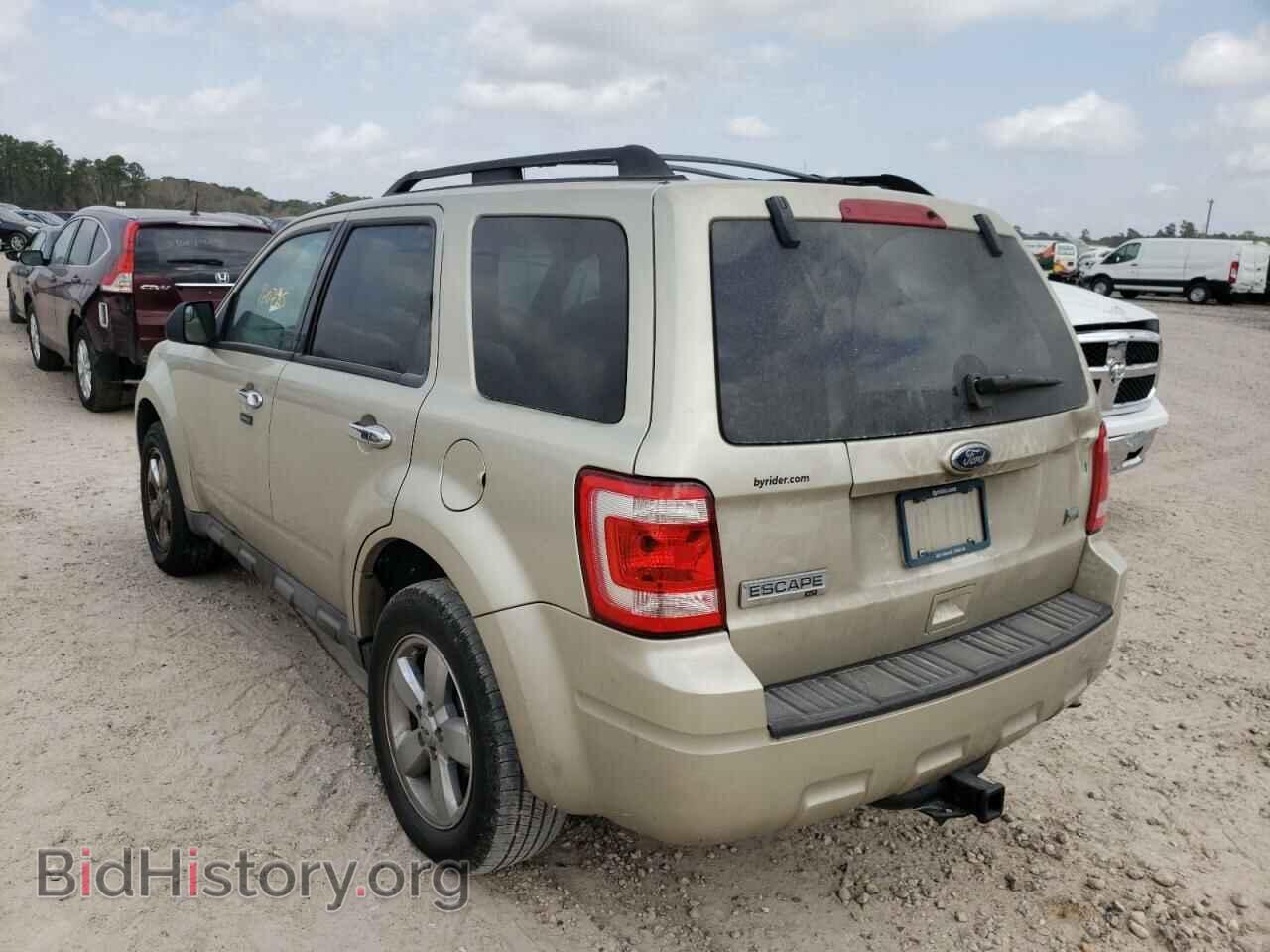 2010 FORD ESCAPE - VIN: 1FMCU0DG4AKA53133 - Фото 3