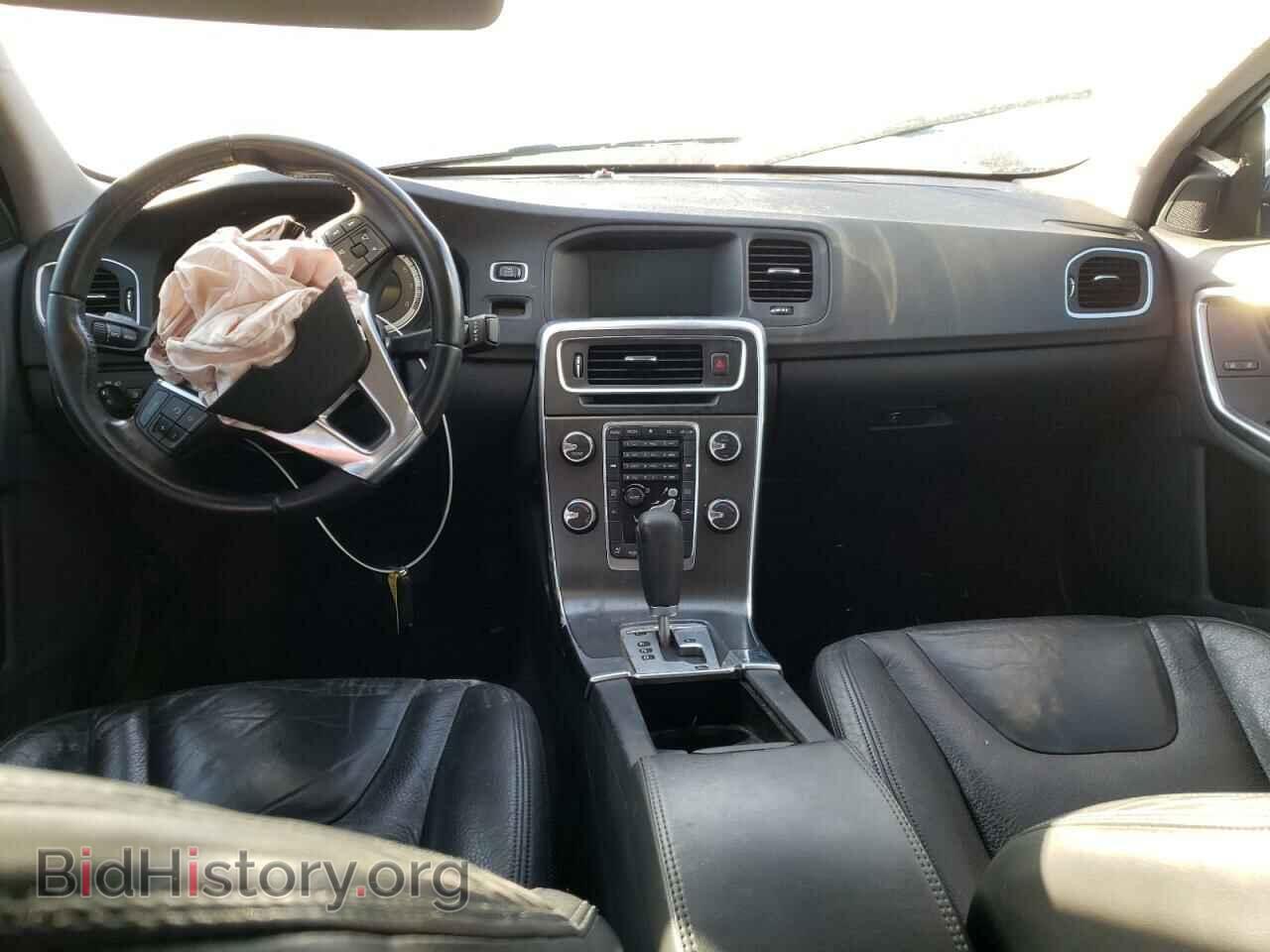 2012 VOLVO S60 - VIN: YV1622FSXC2103020 - Фото 8