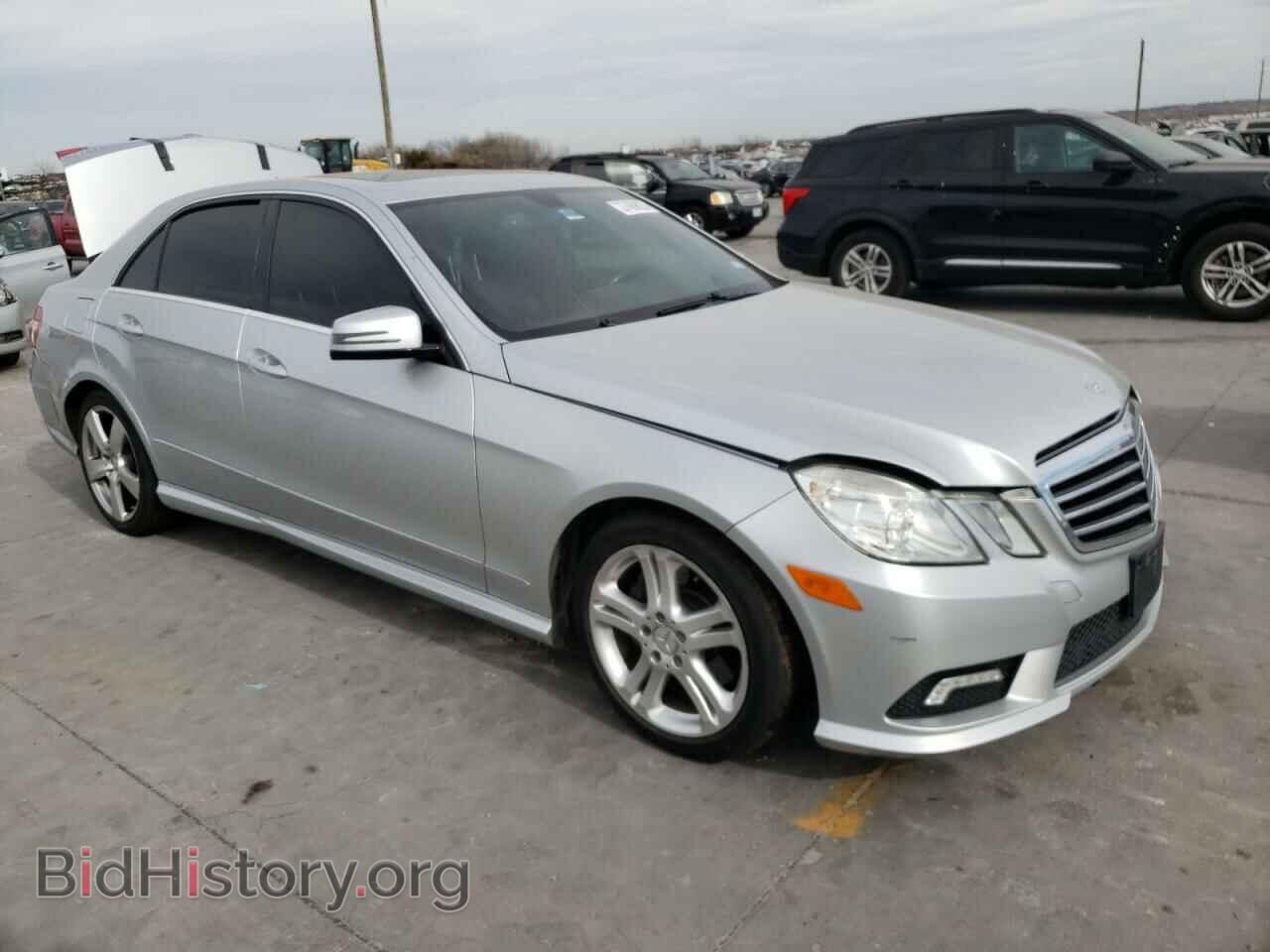 2011 MERCEDES-BENZ E-CLASS - VIN: WDDHF8HB1BA435585 - Фото 4