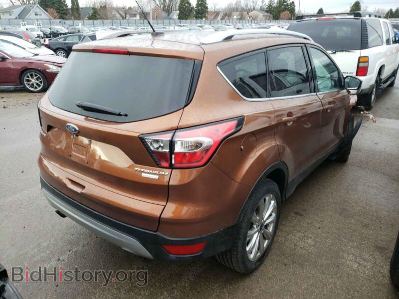2017 Ford ESCAPE (VIN 1FMCU0JD4HUC44849) — photo 4 of 10