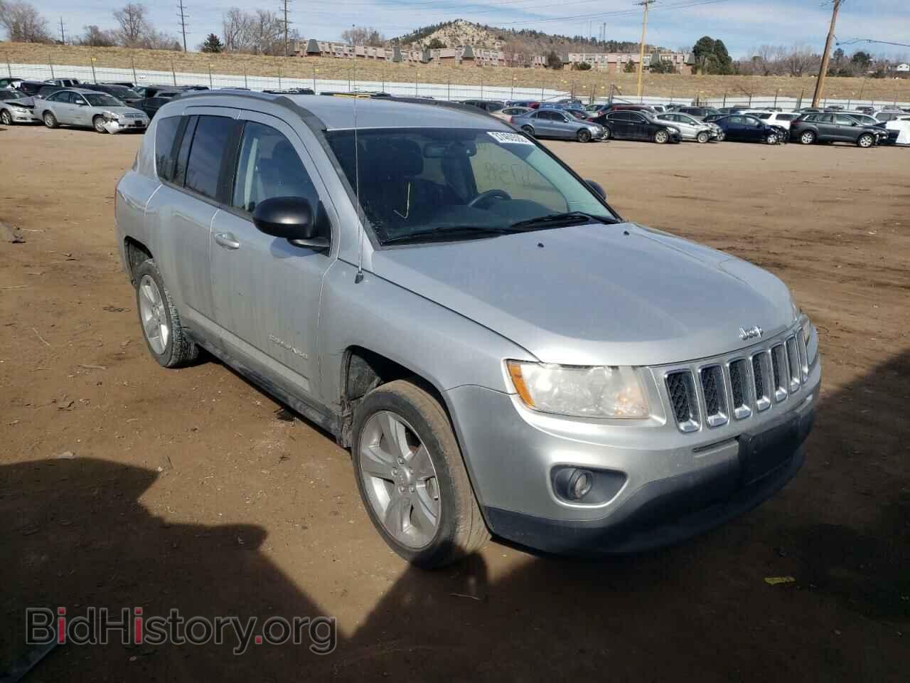 Photo 1J4NF5FB3BD281193 - JEEP COMPASS 2011