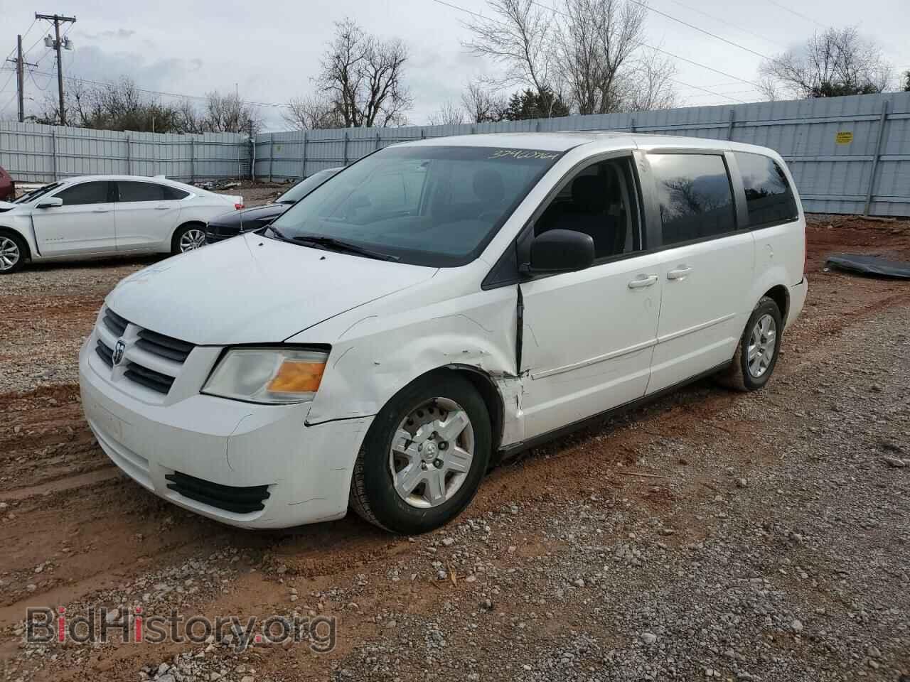 Photo 2D4RN4DE3AR228588 - DODGE CARAVAN 2010