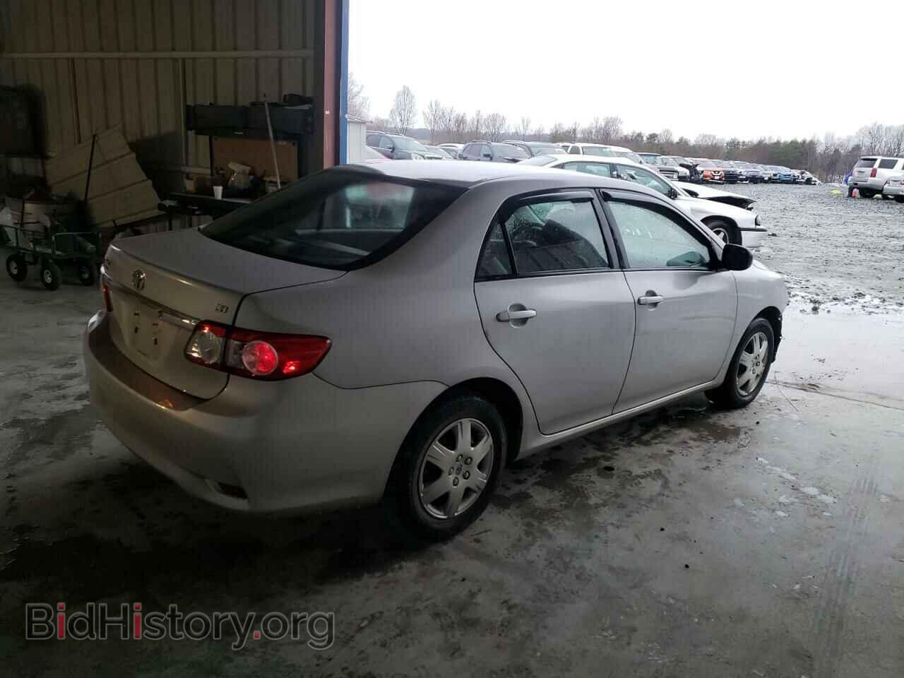 2011 TOYOTA COROLLA - VIN: 2T1BU4EE6BC734823 - Фото 3