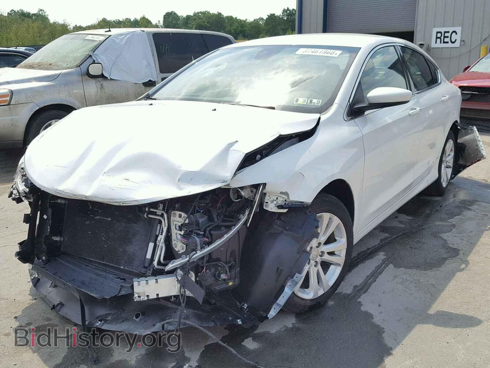 2017 CHRYSLER 200 - VIN: 1C3CCCFB8HN500649 - Фото 2