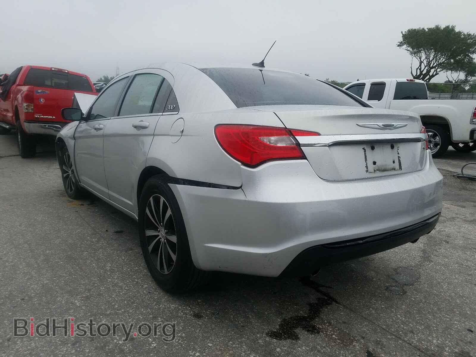 2012 CHRYSLER 200 - VIN: 1C3CCBHG7CN118236 - Фото 3