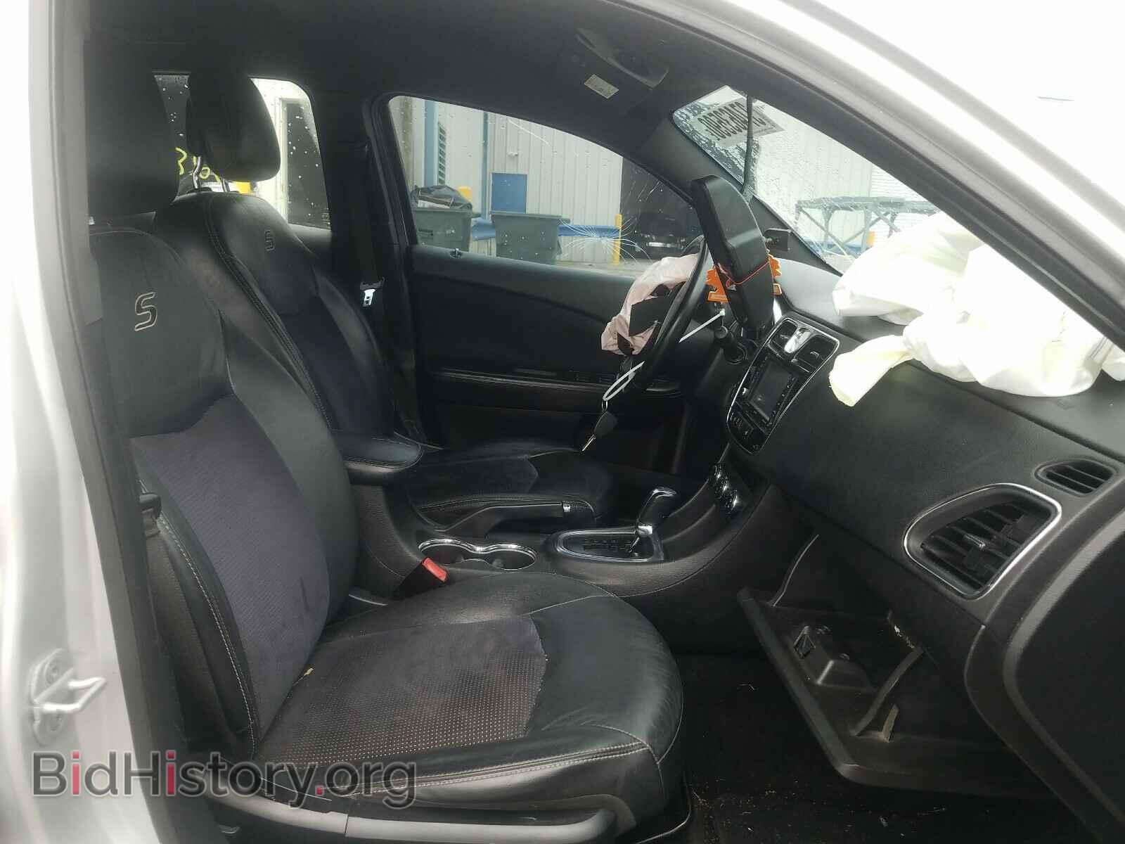 2012 CHRYSLER 200 - VIN: 1C3CCBHG7CN118236 - Фото 5