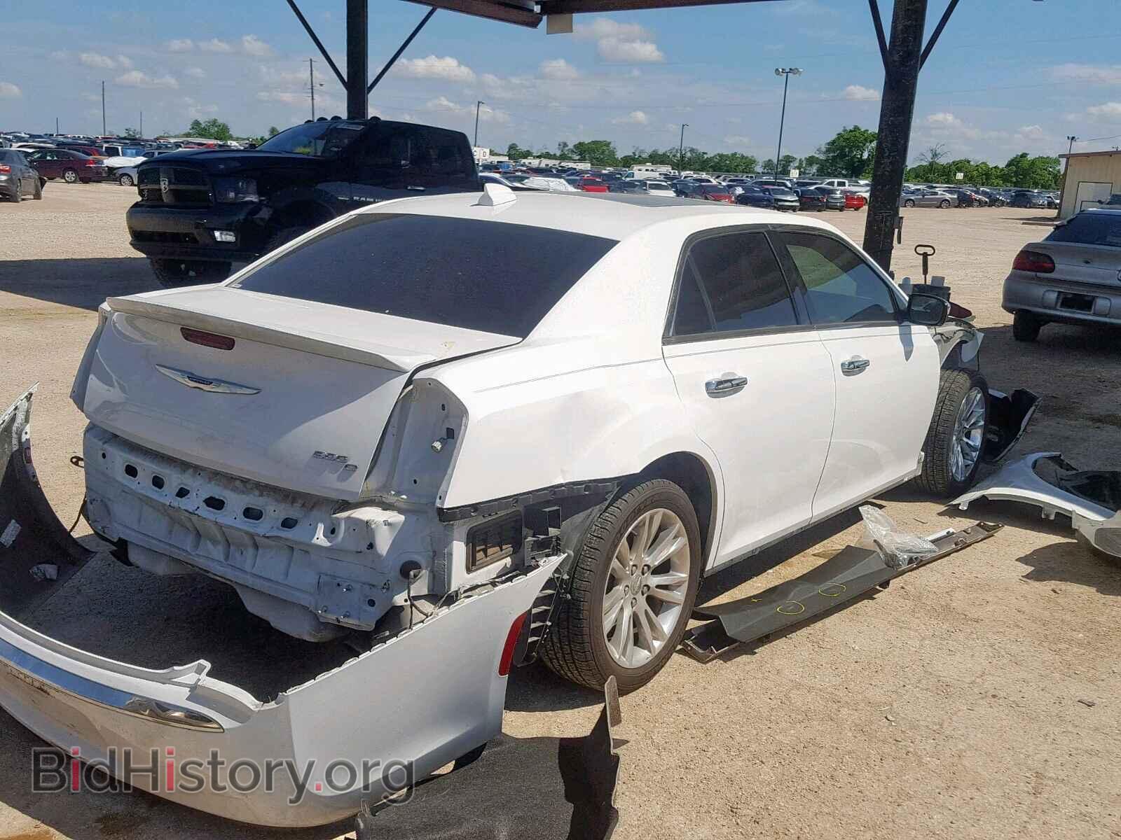 2017 CHRYSLER 300 - VIN: 2C3CCAEG3HH565371 - Фото 4