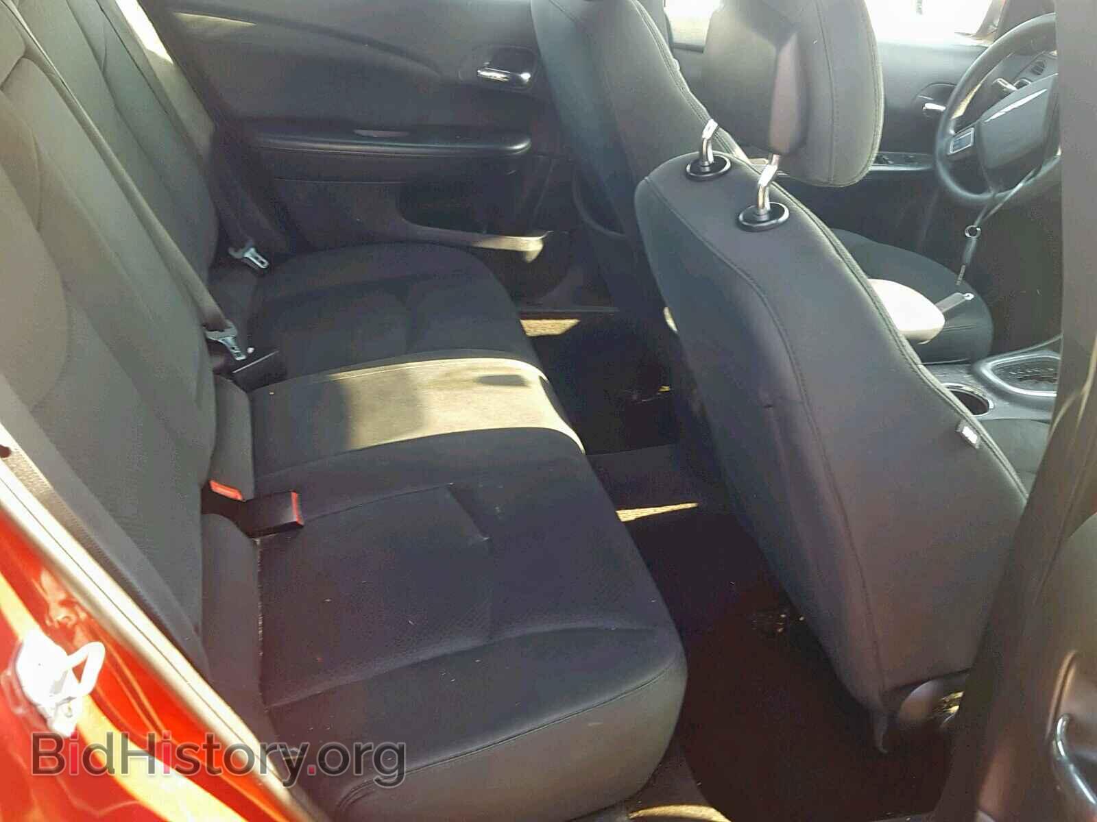 2011 CHRYSLER 200 - VIN: 1C3BC4FB1BN558000 - Фото 6