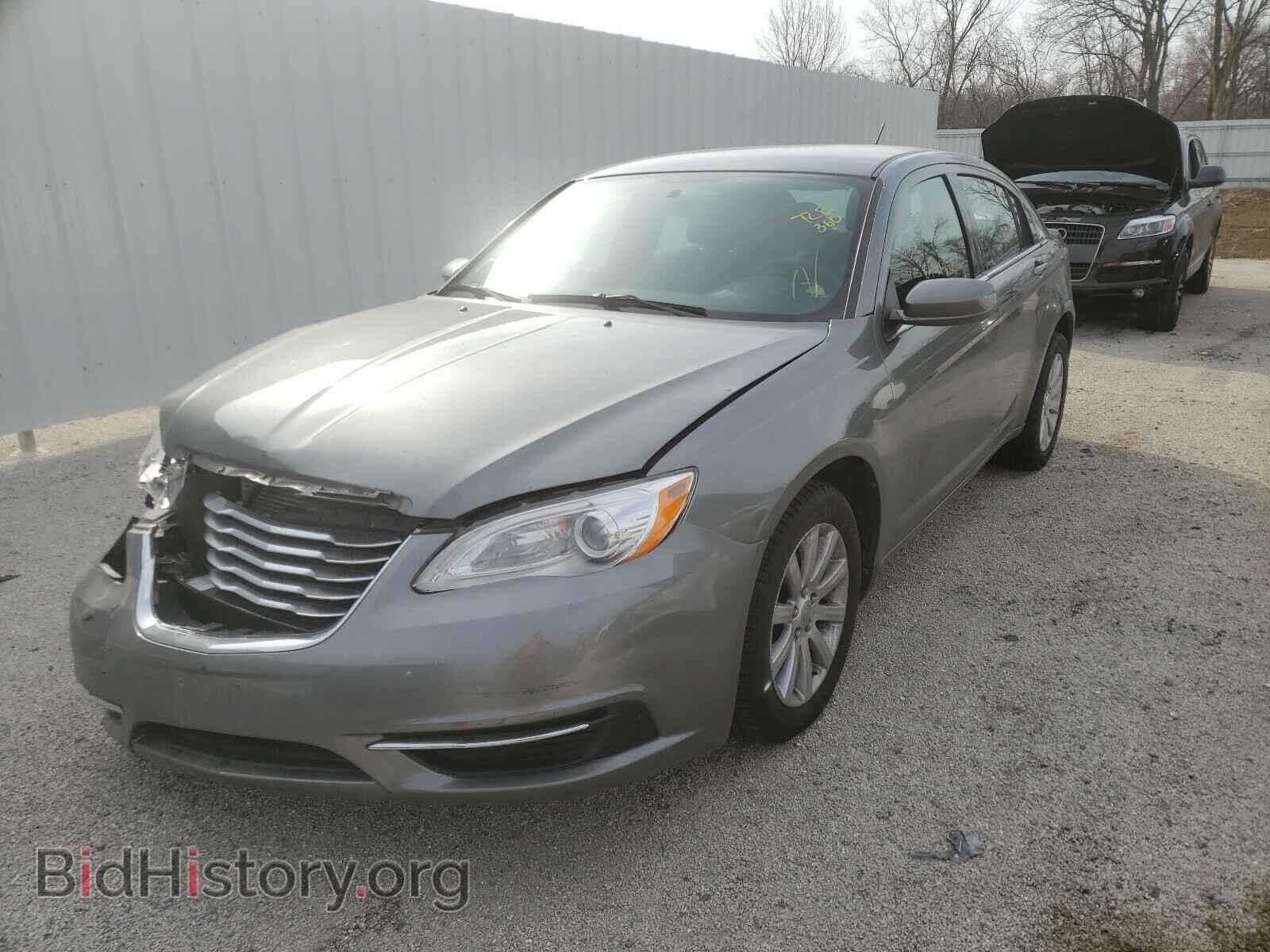 2013 CHRYSLER 200 - VIN: 1C3CCBBB7DN726515 - Фото 2