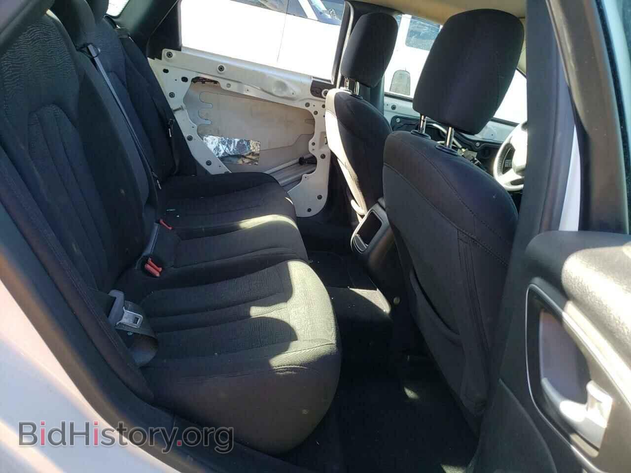 2015 CHRYSLER 200 - VIN: 1C3CCCAB2FN671398 - Фото 6
