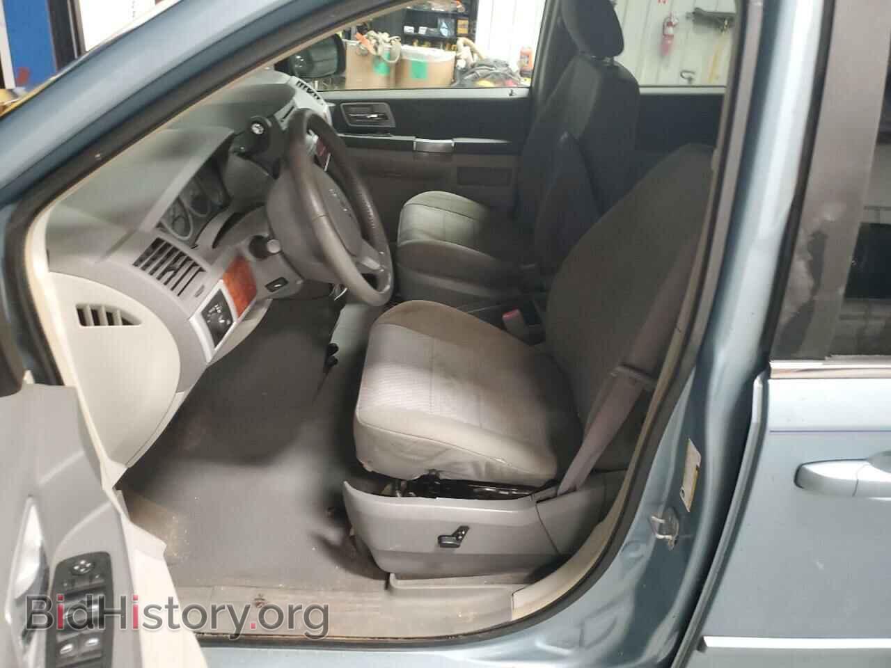 2008 CHRYSLER MINIVAN - VIN: 2A8HR54P88R682956 - Фото 7