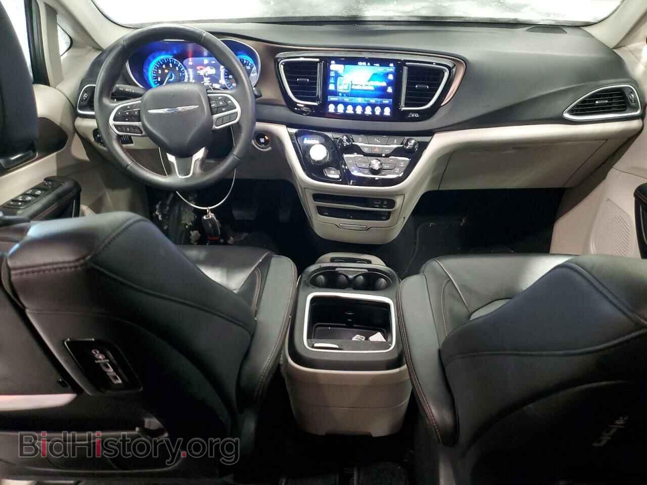 2017 CHRYSLER PACIFICA - VIN: 2C4RC1EG5HR796384 - Photo 8