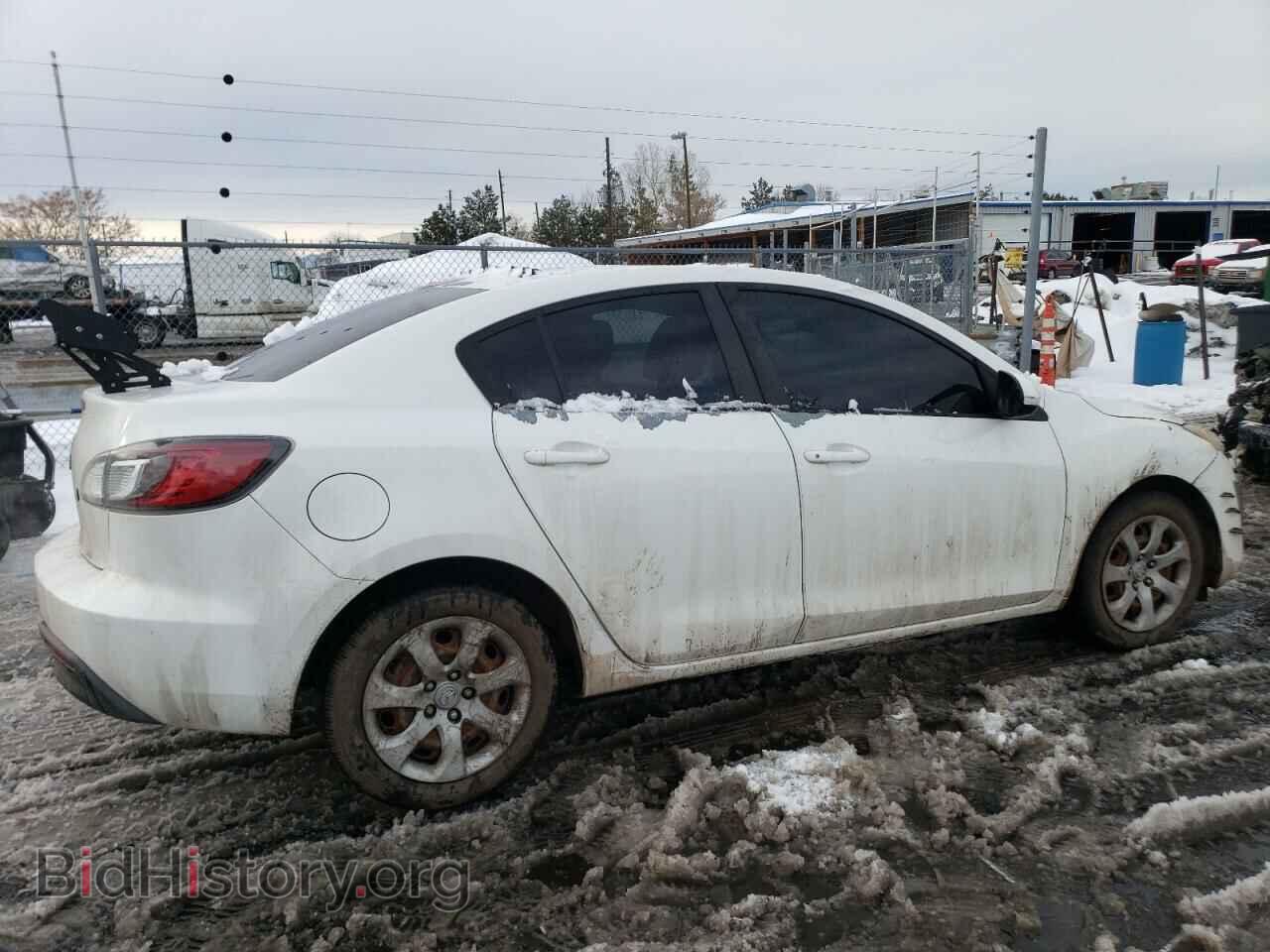 2011 MAZDA 3 - VIN: JM1BL1UG5B1473211 - Фото 3