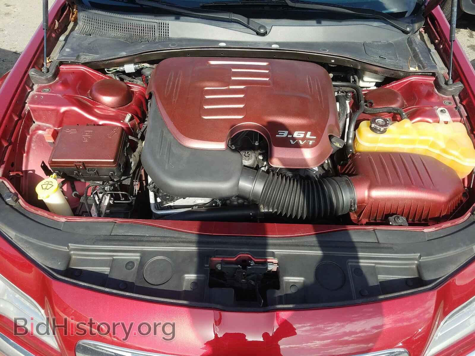 2014 CHRYSLER 300 - VIN: 2C3CCAAG0EH103559 - Фото 7