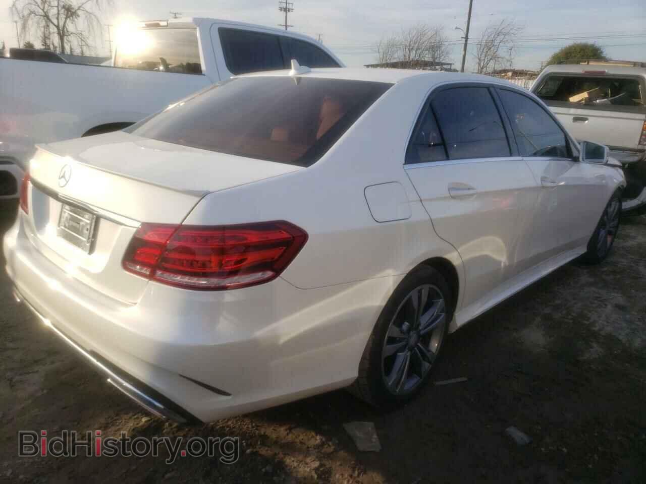 2014 MERCEDES-BENZ E-CLASS - VIN: WDDHF5KB1EB048850 - Фото 3