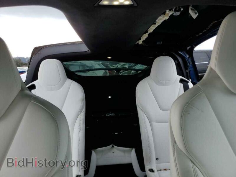 2017 Tesla MODEL X (VIN 5YJXCBE2XHF068086) — photo 10 of 14