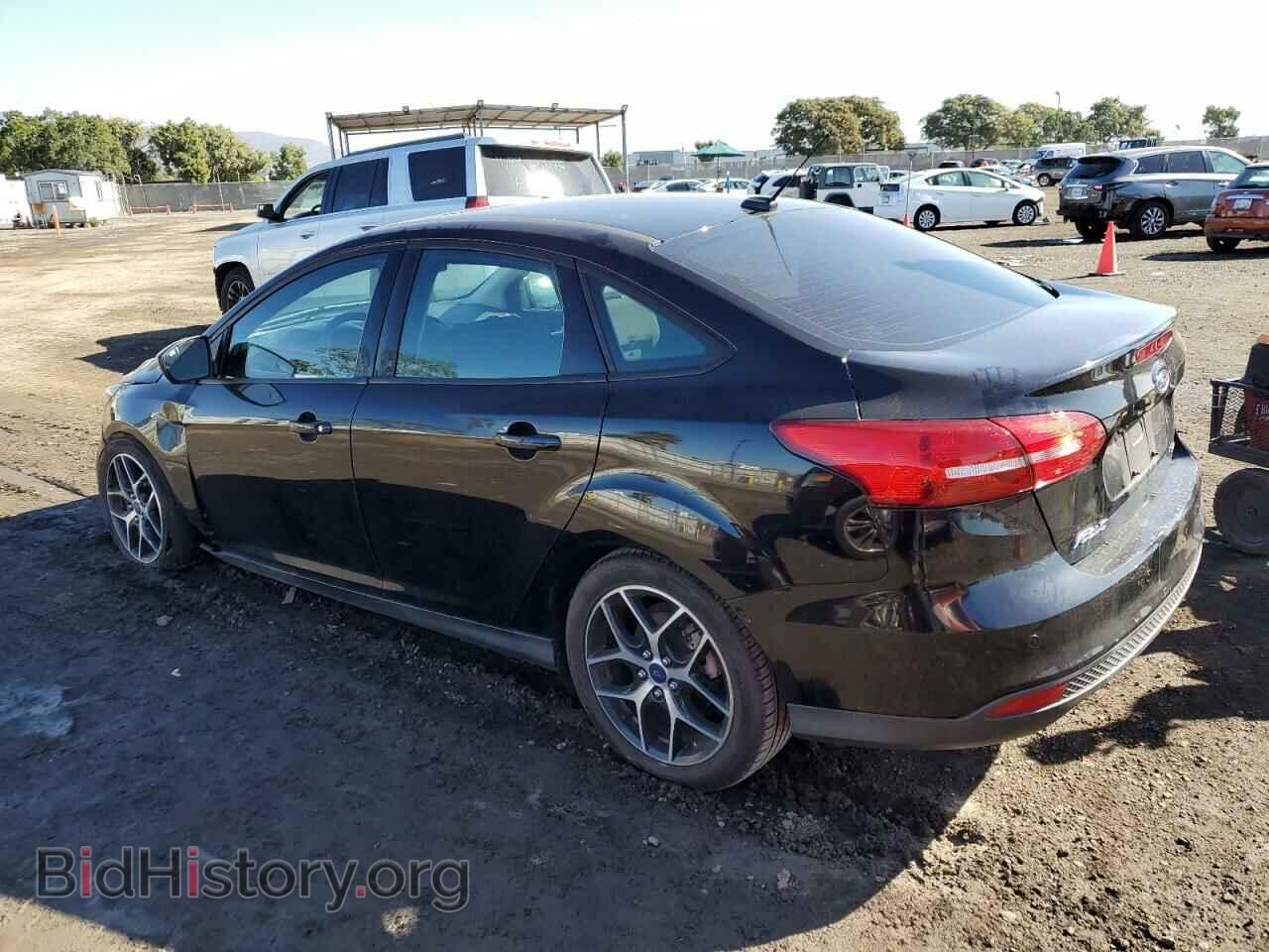 2017 FORD FOCUS - VIN: 1FADP3H23HL206059 - Фото 2