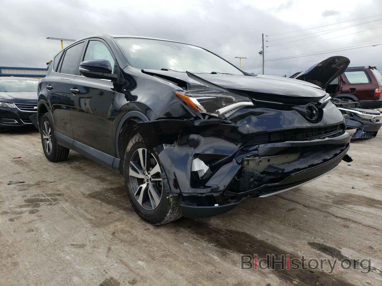 Photo 2T3WFREV3JW410189 - TOYOTA RAV4 2018