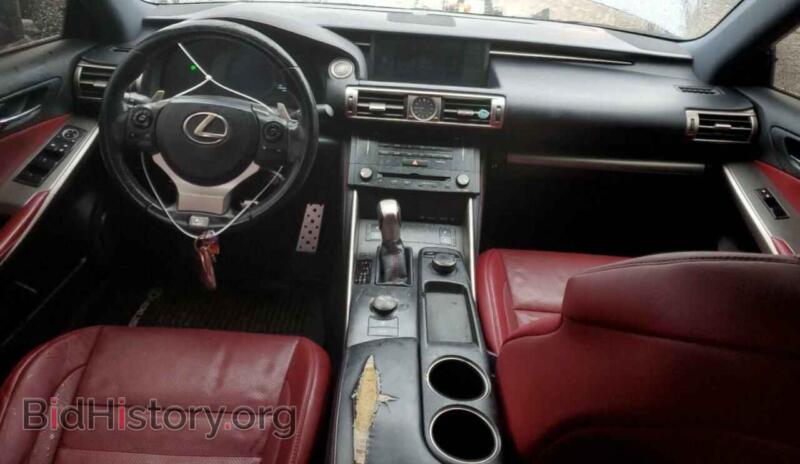 2015 Lexus IS (VIN JTHBF1D28F5056657) — фото 8 из 12