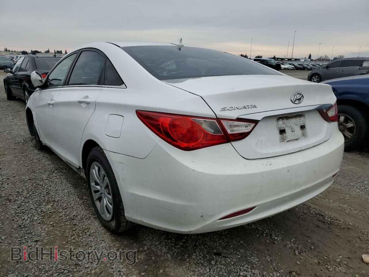 2013 HYUNDAI SONATA - VIN: 5NPEB4AC8DH564570 - Фото 2