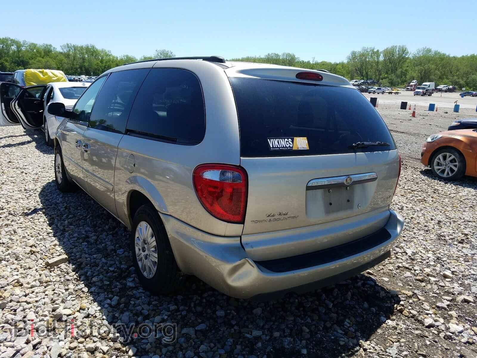 2005 CHRYSLER MINIVAN - VIN: 2C4GP44RX5R591252 - Фото 3