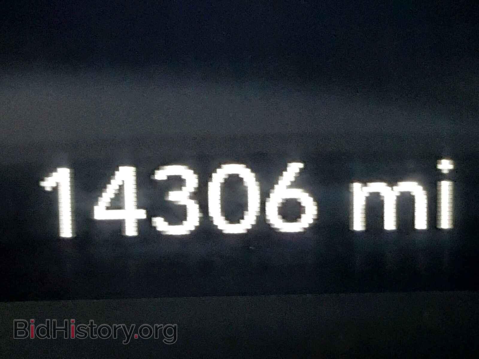 2018 CHRYSLER PACIFICA T - VIN: 2C4RC1BG4JR217279 - Photo 8