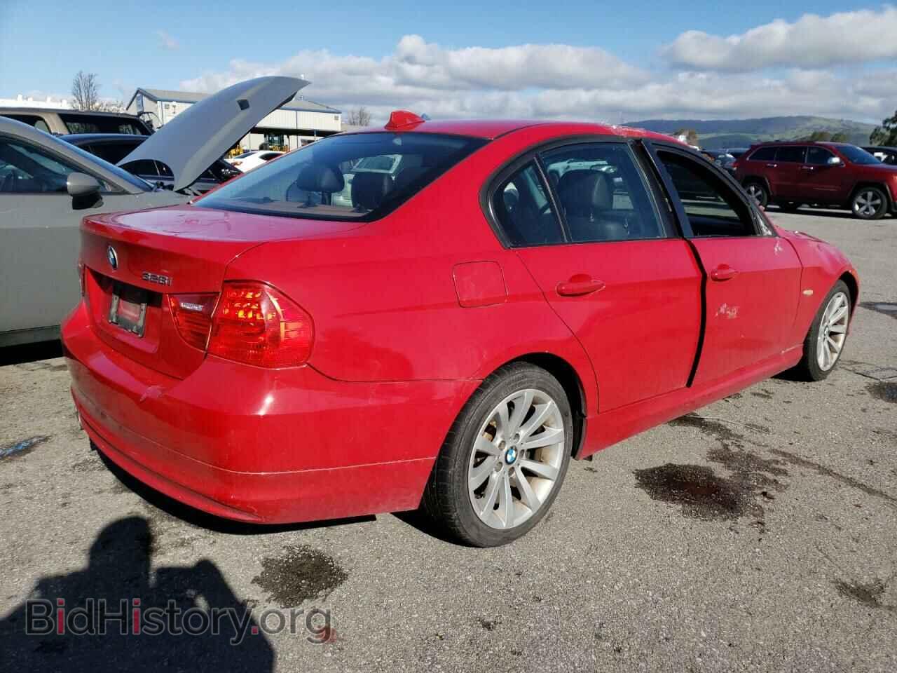 2011 BMW 3 SERIES - VIN: WBAPH5G56BNM80506 - Фото 3