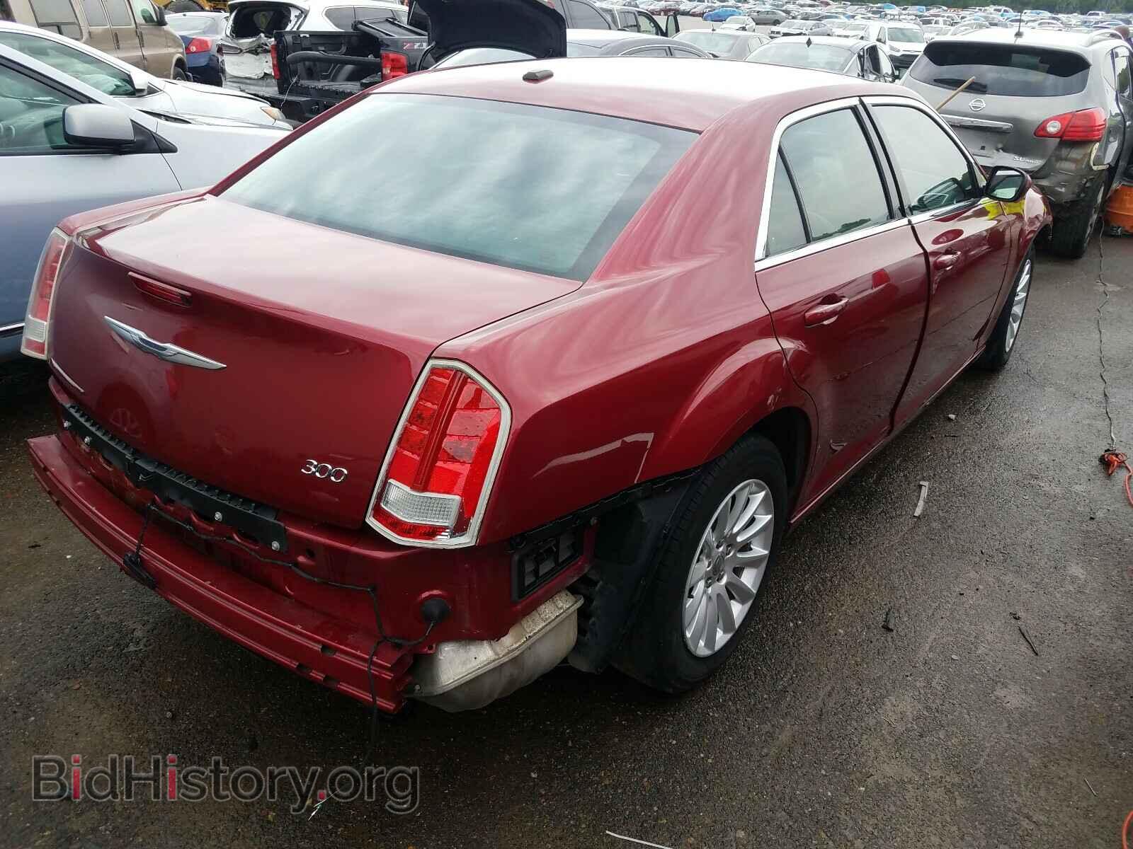2014 CHRYSLER 300 - VIN: 2C3CCAAG2EH138698 - Фото 4