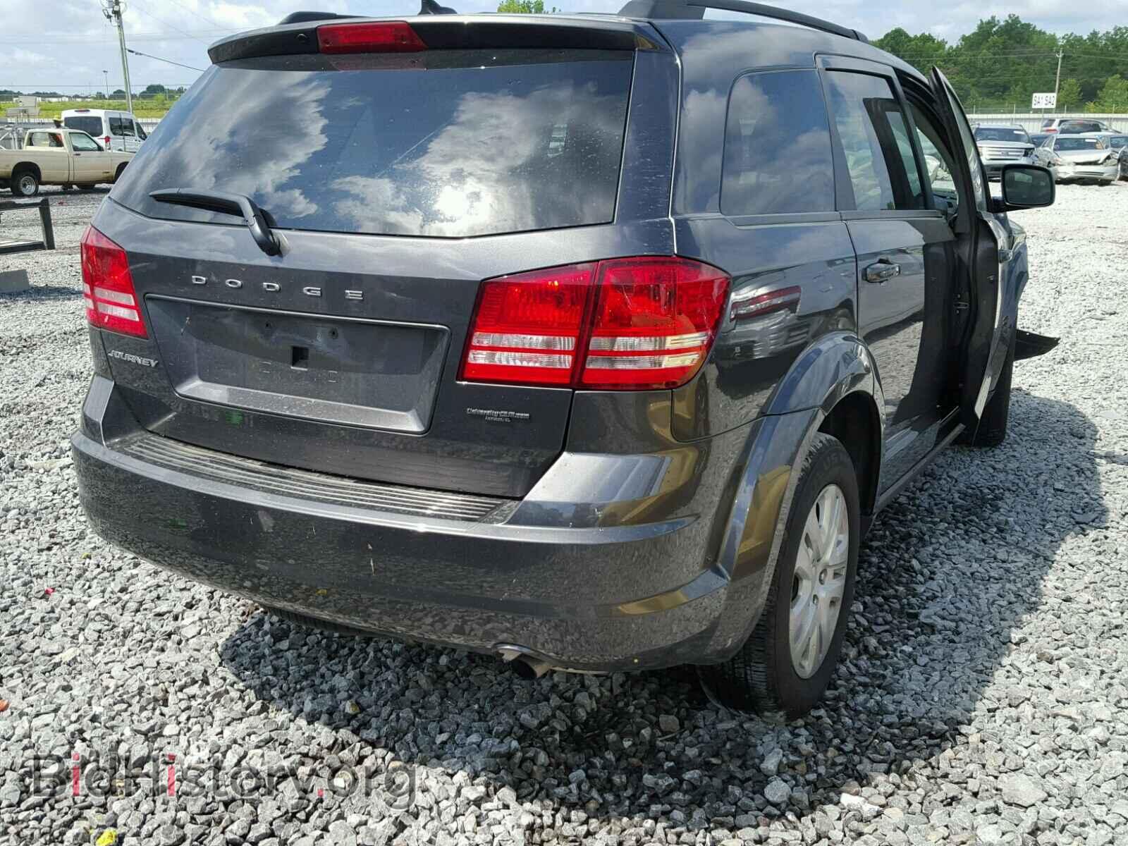 2017 DODGE JOURNEY SE - VIN: 3C4PDCAB8HT695587 - Фото 4
