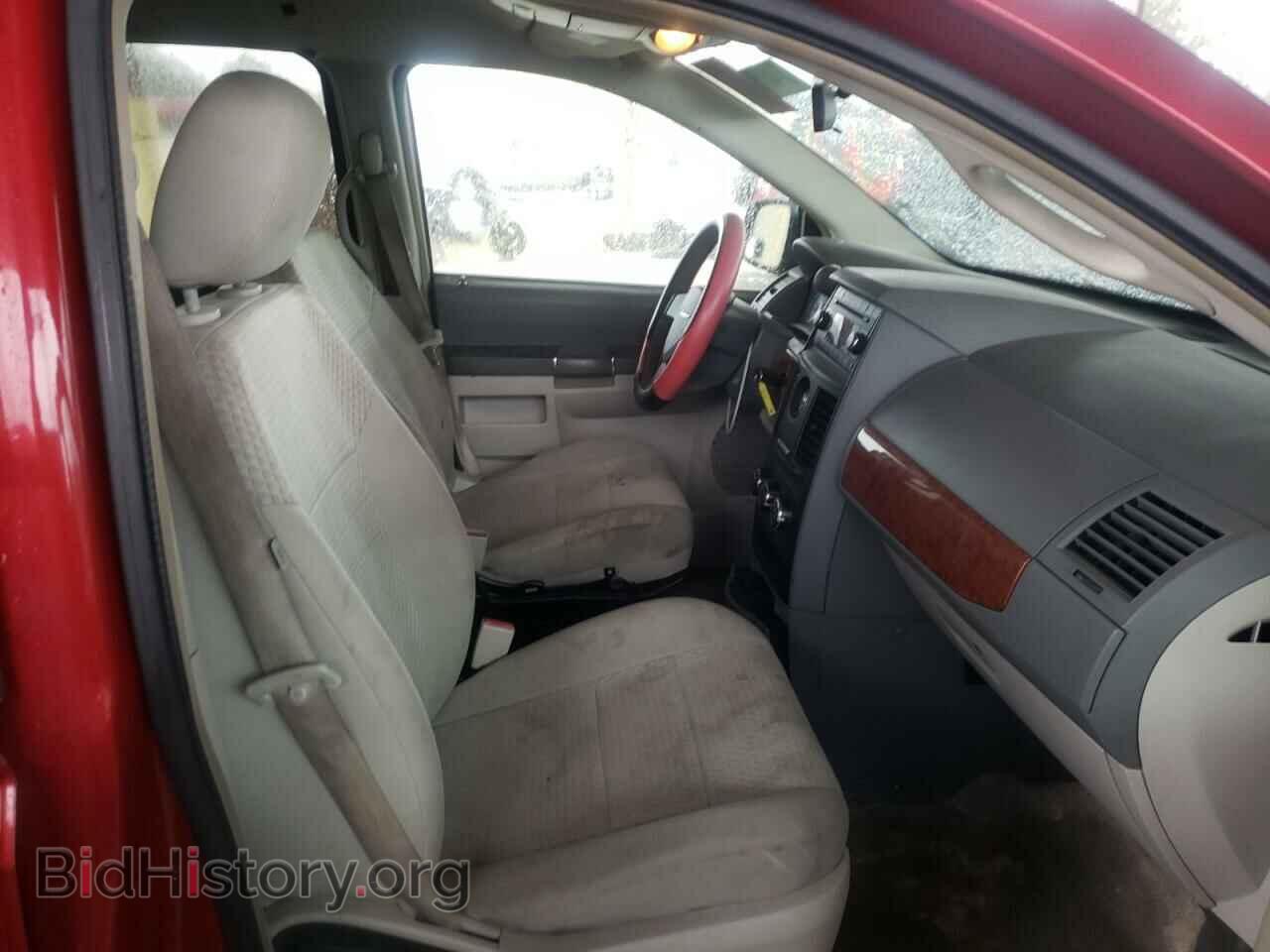 2008 CHRYSLER MINIVAN - VIN: 2A8HR44H38R771210 - Фото 5