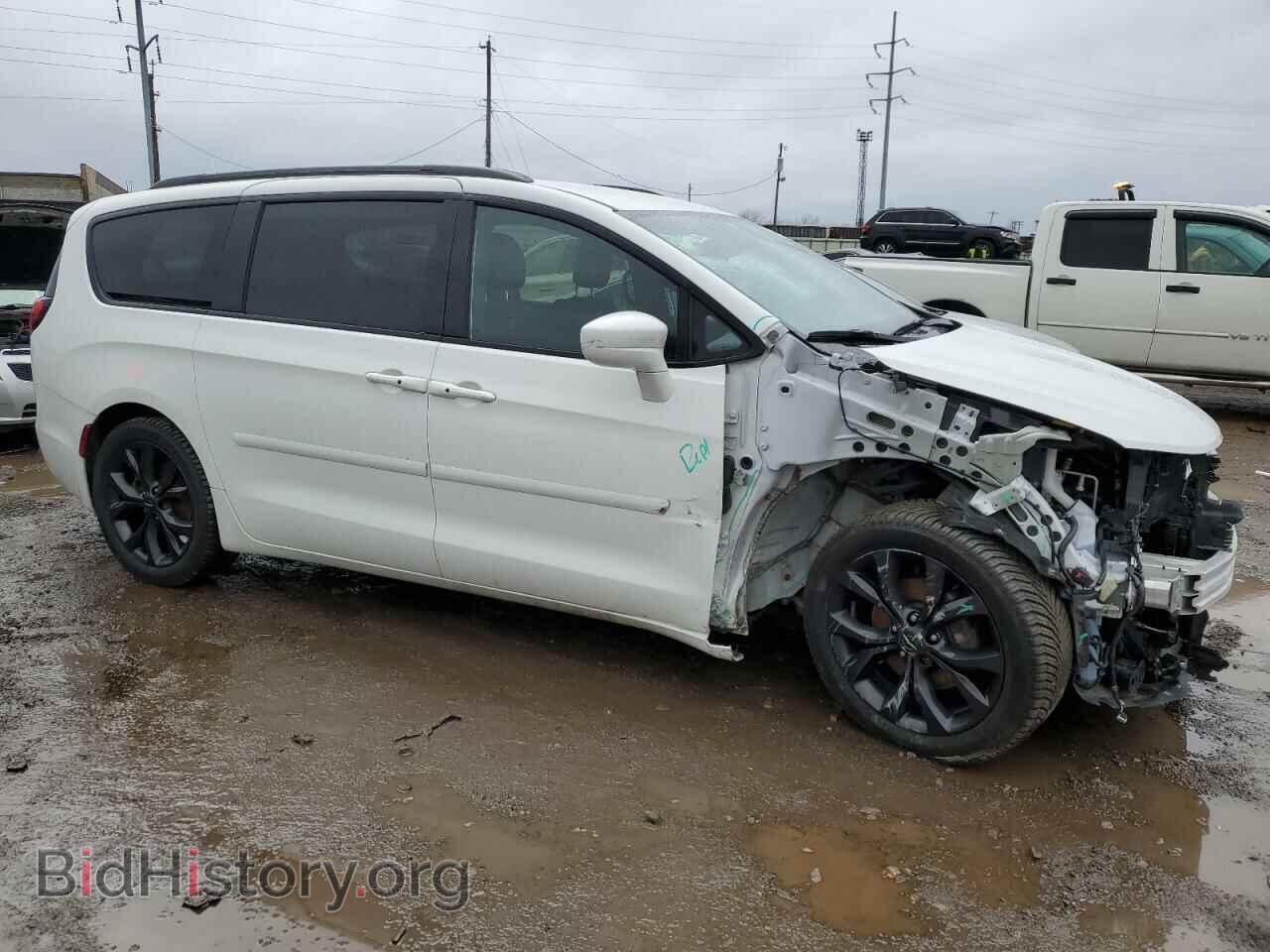 2018 CHRYSLER PACIFICA - VIN: 2C4RC1FG0JR188423 - Фото 4