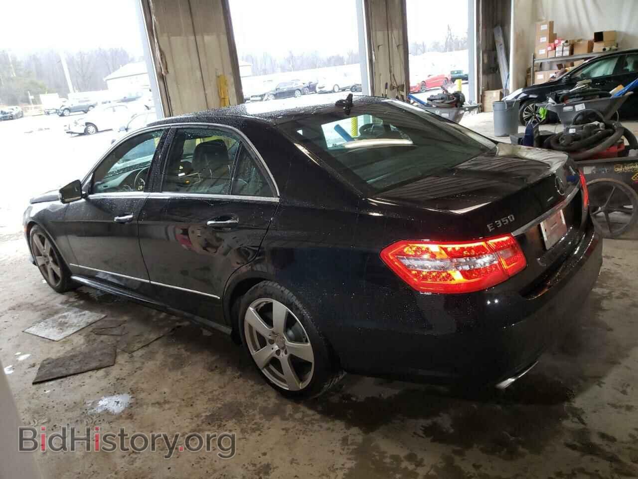 2011 MERCEDES-BENZ E-CLASS - VIN: WDDHF5GB5BA499919 - Фото 2