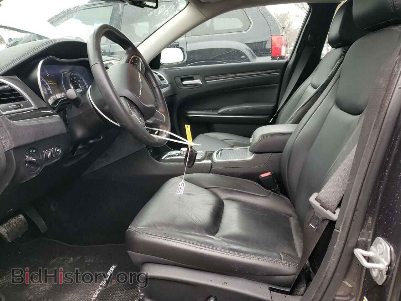 2019 CHRYSLER 300 - VIN: 2C3CCAAG9KH561435 - Фото 7