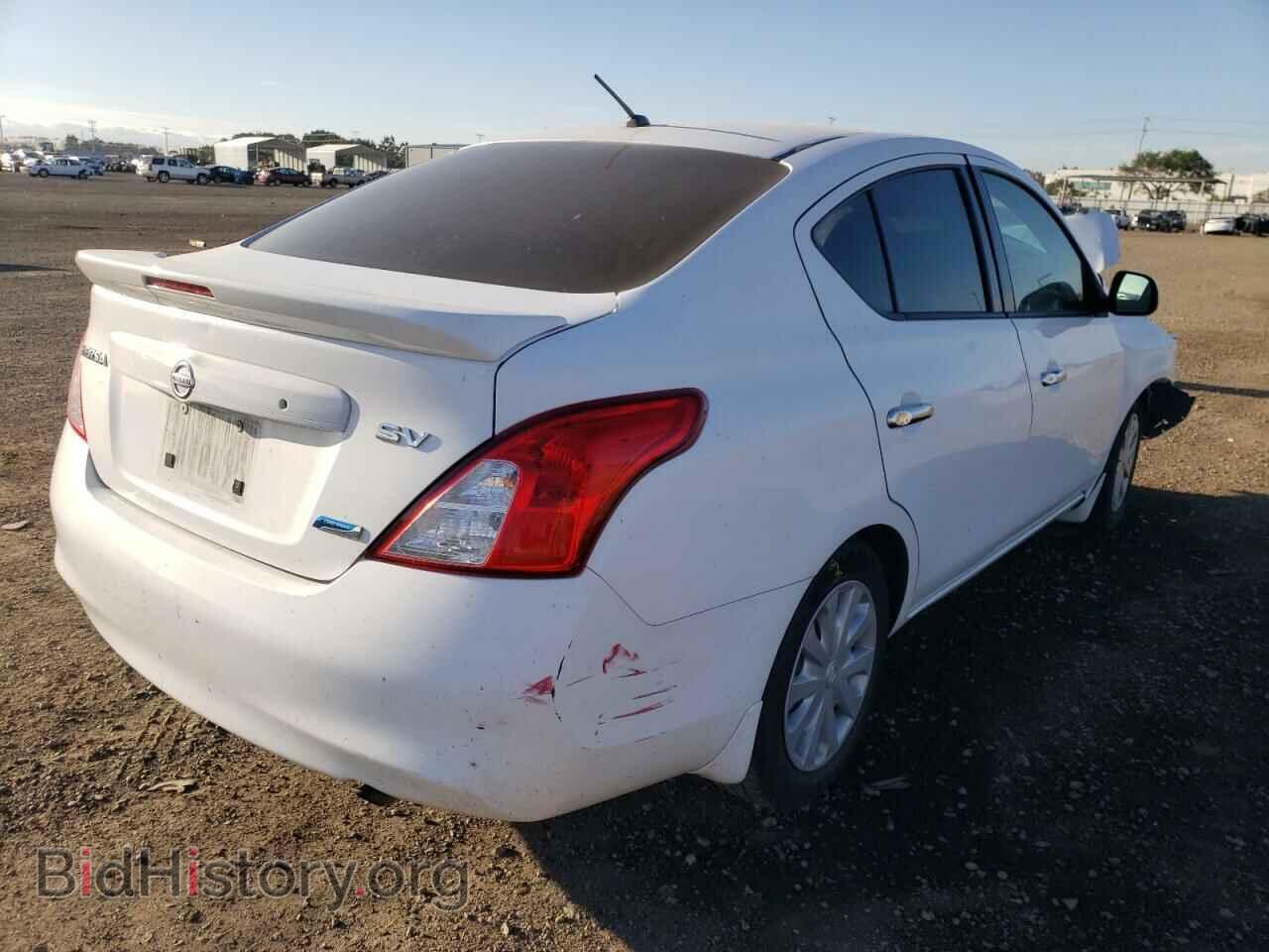 2014 NISSAN VERSA - VIN: 3N1CN7AP1EK462914 - Фото 4