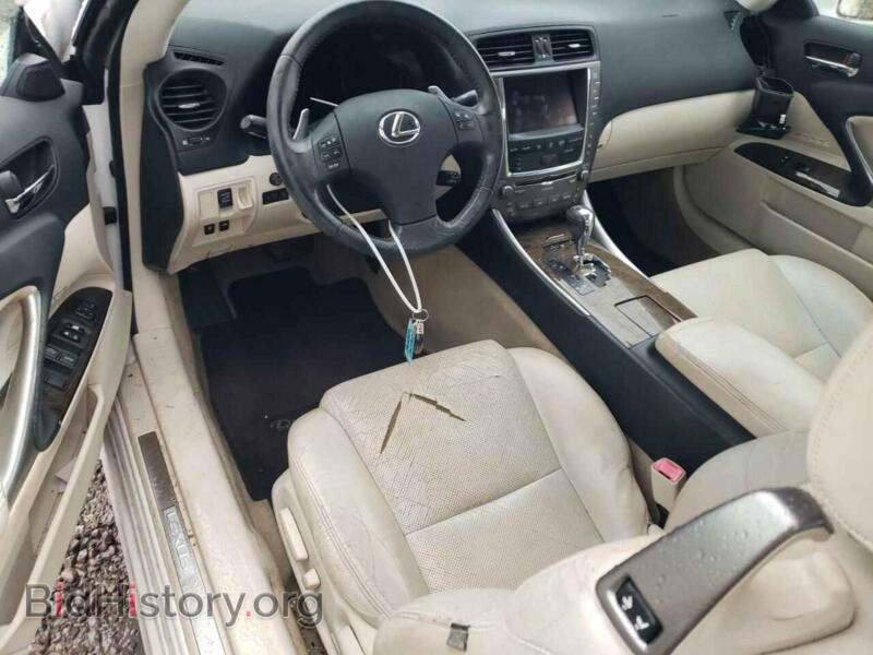 2010 Lexus IS (VIN JTHFE2C24A2503751) — фото 8 из 12