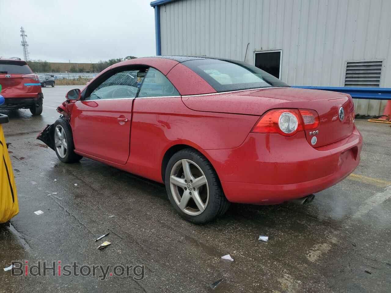 2007 VOLKSWAGEN EOS - VIN: WVWDA71F17V045861 - Фото 2