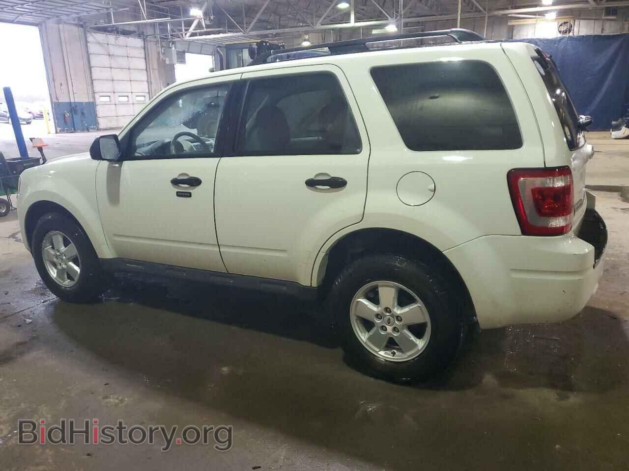 2009 FORD ESCAPE - VIN: 1FMCU03G19KB11065 - Фото 2