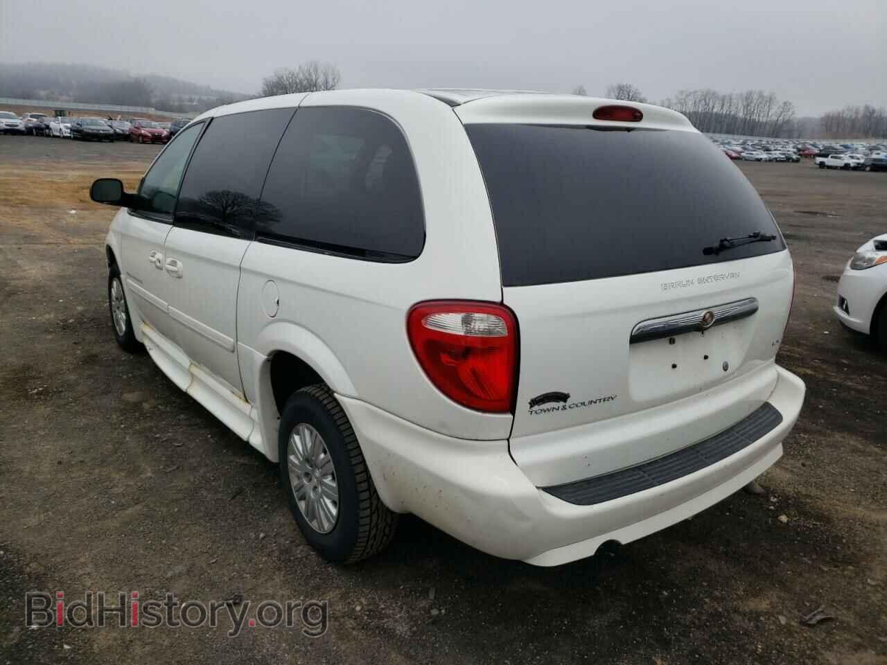 2007 CHRYSLER MINIVAN - VIN: 2A4GP44RX7R236336 - Фото 3