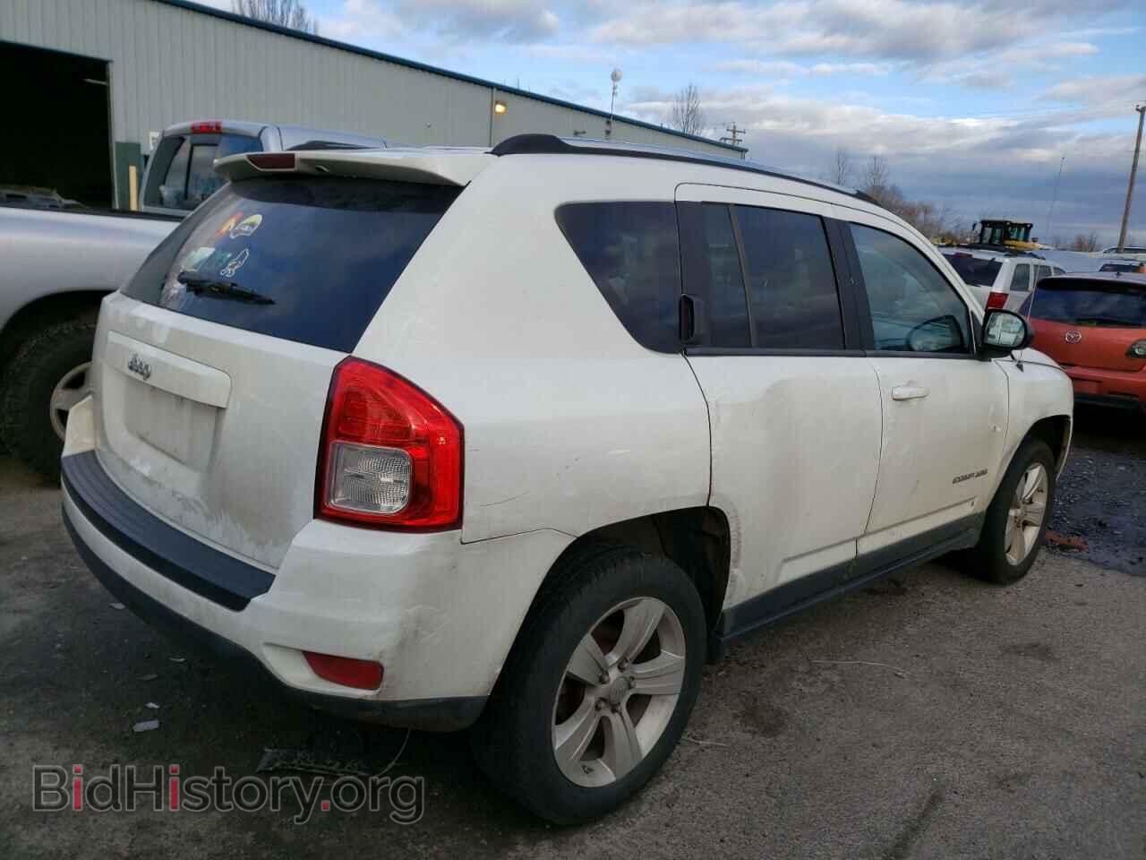 2011 JEEP COMPASS - VIN: 1J4NF1FB0BD259421 - Photo 3