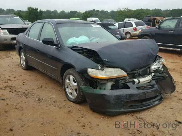 Photo 1HGCG1654XA011073 - HONDA ACCORD 1999