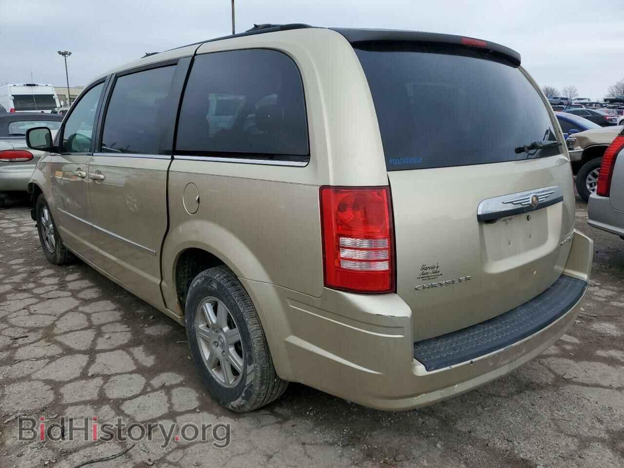 2010 CHRYSLER MINIVAN - VIN: 2A4RR8D1XAR381484 - Фото 2