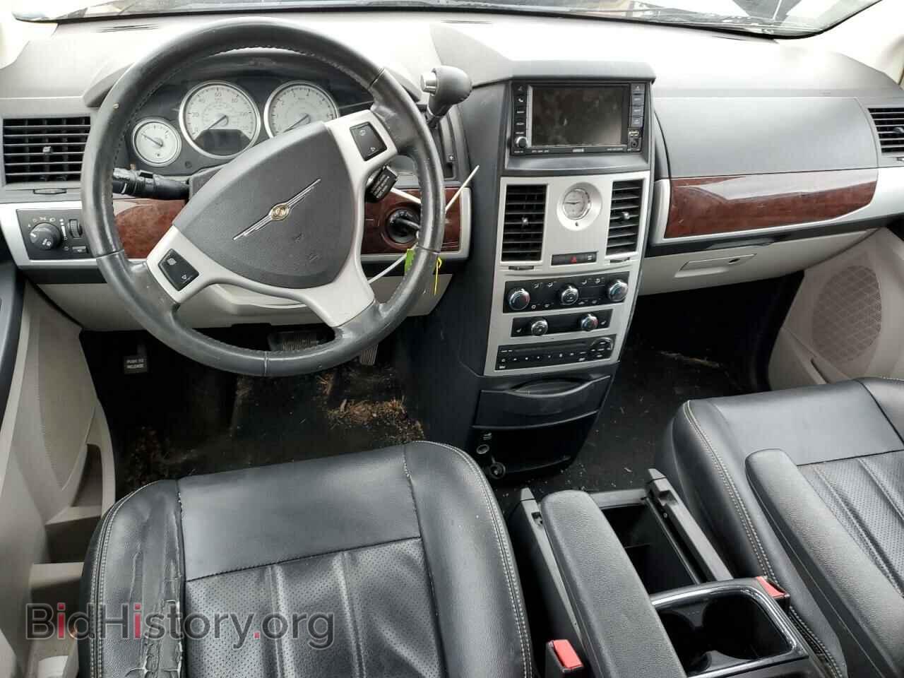 2010 CHRYSLER MINIVAN - VIN: 2A4RR8D1XAR381484 - Фото 8